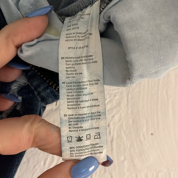 Refuge Denim Double Button Distressed Flare Jeans, Size 3(Juniors), Blue Denim - Picture 8 of 8